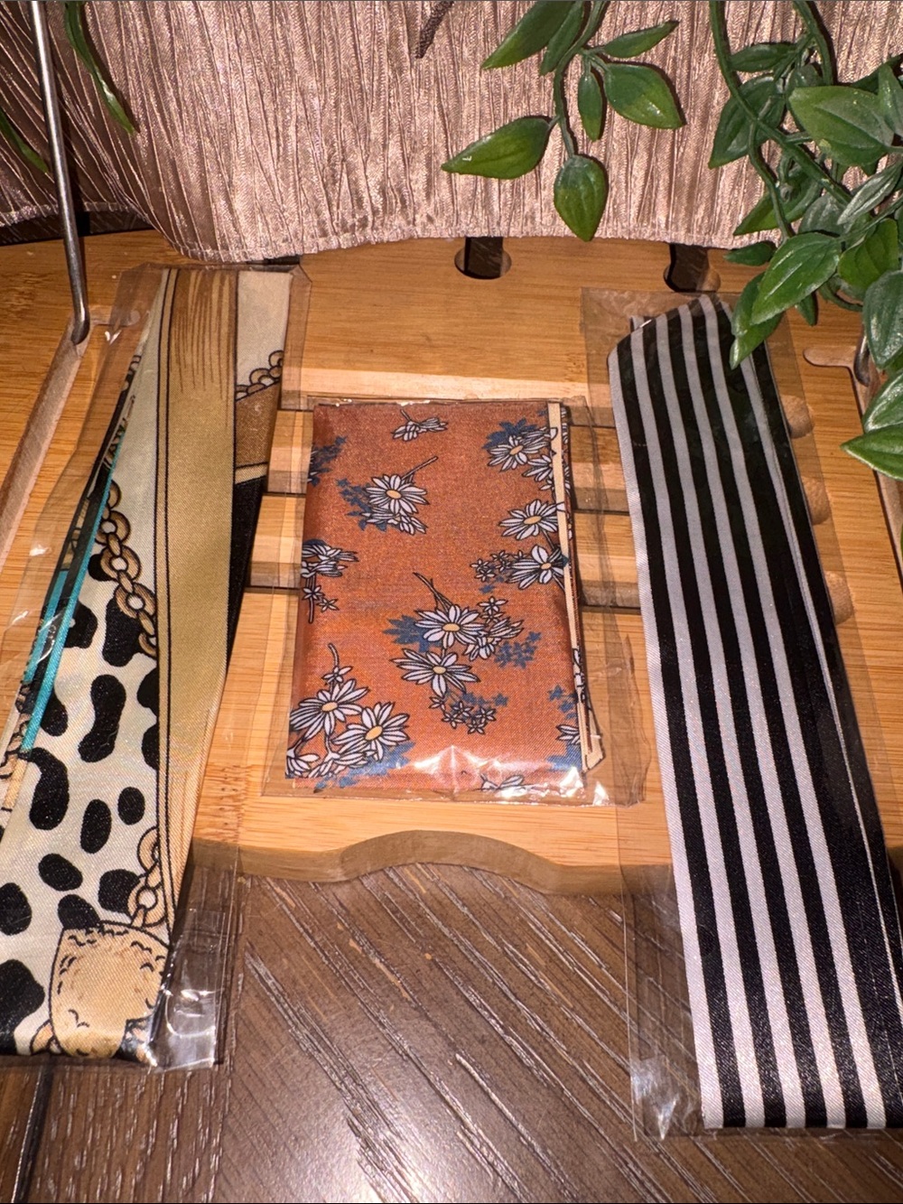 BUNDLE of 3 SILK SCARVES FOR HAIR, Bags - Floral, Striped & Animal Print . New - Picture 2 of 6